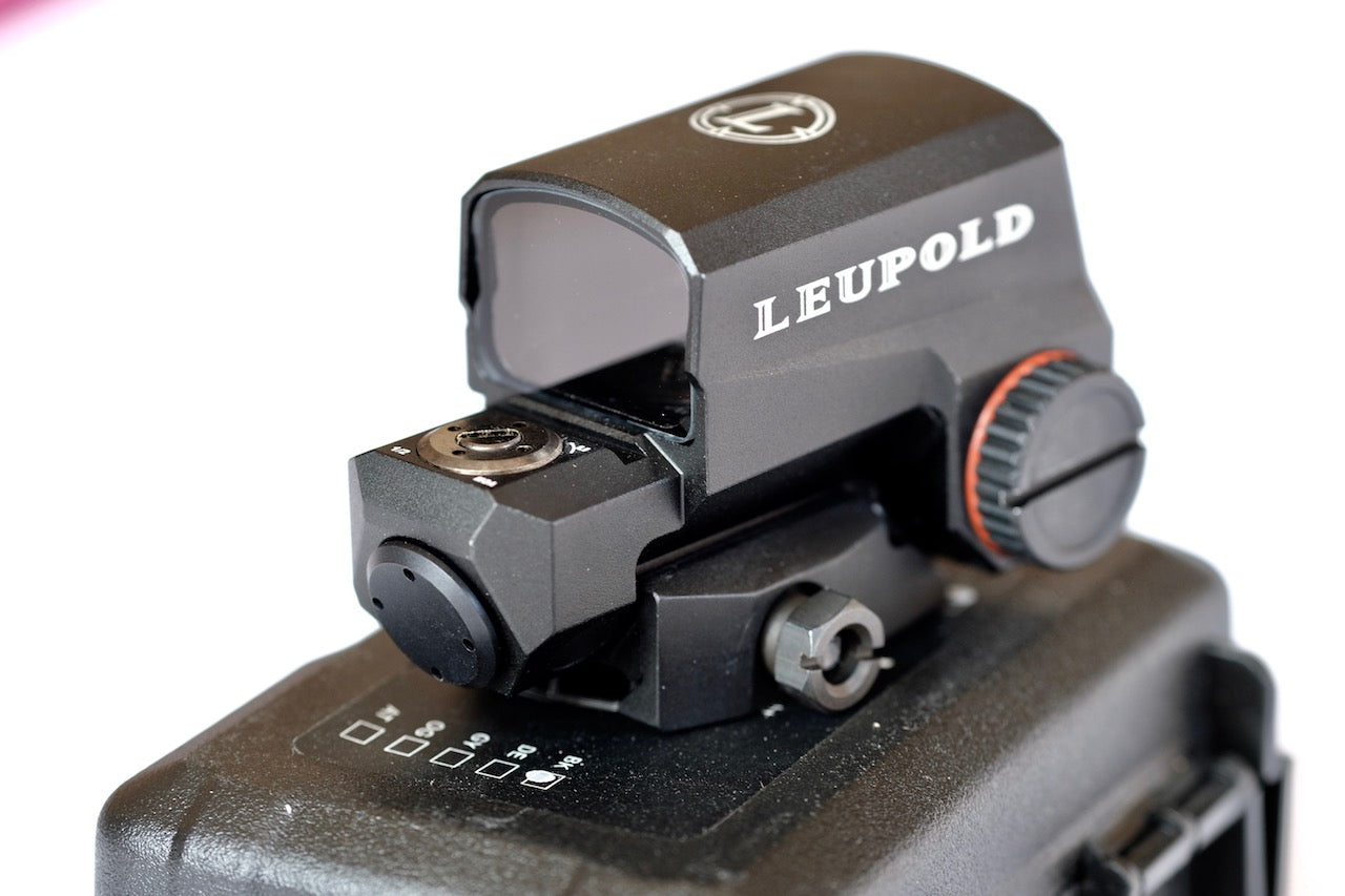 Red Dot Sight, Optronics for Pistols & Rifles.